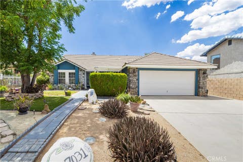 Photo of 37031 La Contempo AVE, Palmdale, CA 93550 (MLS # SR26155381)