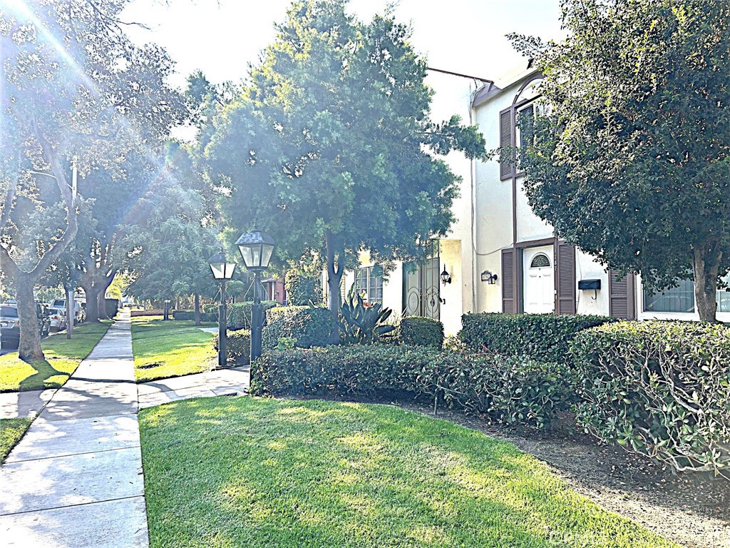 Gramercy Park Townhomes (GMPT) - Residential