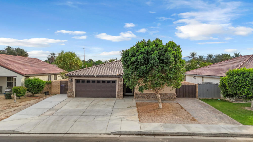 Aventine - Residential