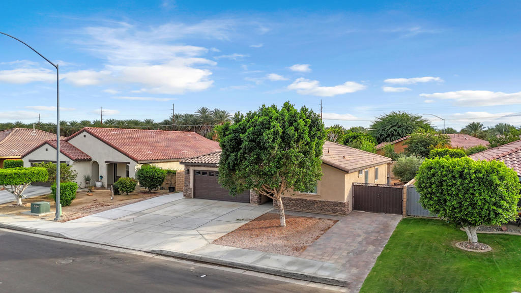 Aventine - Residential