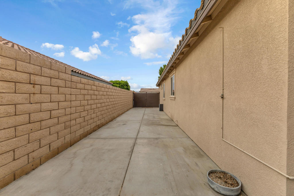 Aventine - Residential