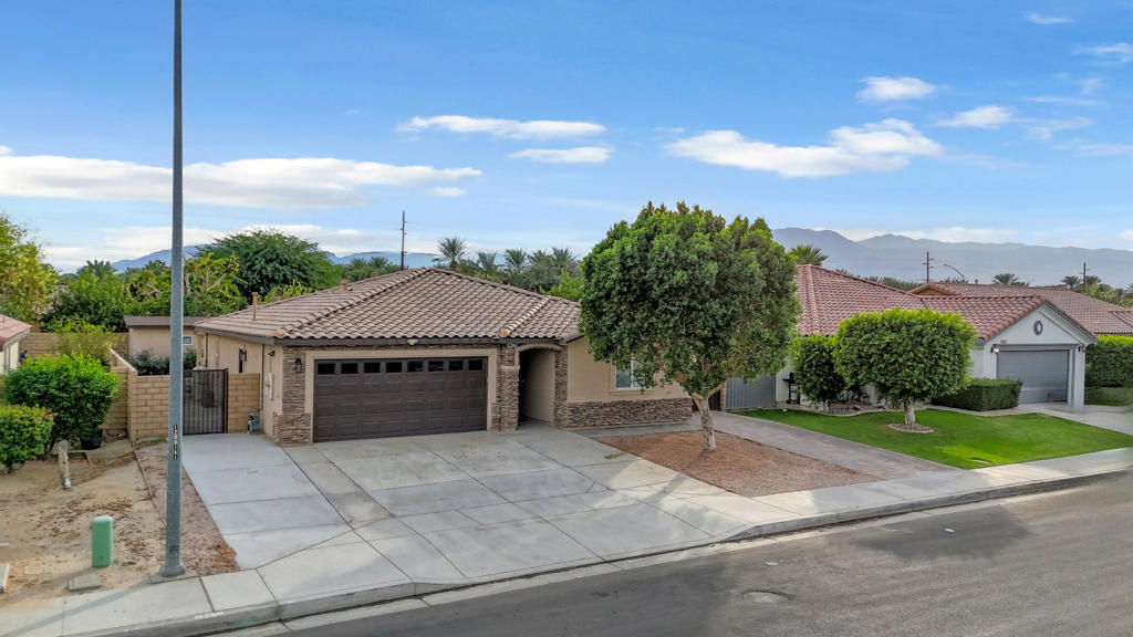 Aventine - Residential