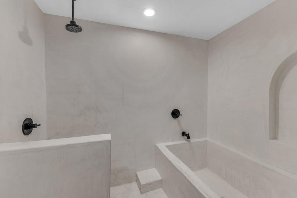 Aventine - Residential