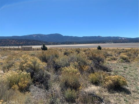 Photo of 1883 Edgerton Road, Big Bear City, CA 92314 (MLS # HD26032376)