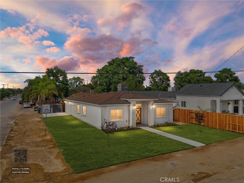 Photo of 4906 Redbank Road, Bakersfield, CA 93307 (MLS # PI26122379)