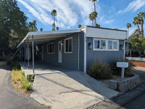 Photo of 19 Lazy B Drive, Palm Desert, CA 92260 (MLS # 219142130DA)