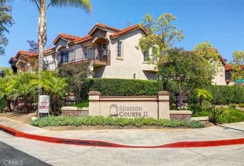 Photo of 1 Dogwood, Rancho Santa Margarita, CA 92688 (MLS # RS26197553)
