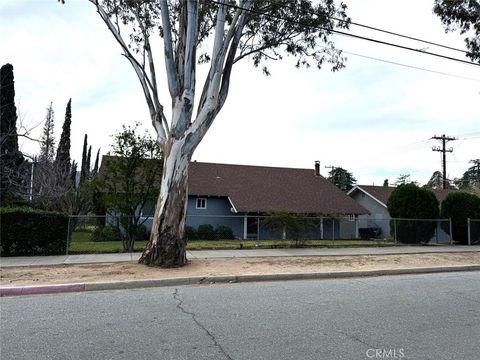 34 W Gilman Banning CA 92220