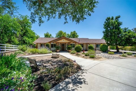 Tiny photo for 2385 Larkfield Place Pl, Paso Robles, CA 93446 (MLS # NS26111429)
