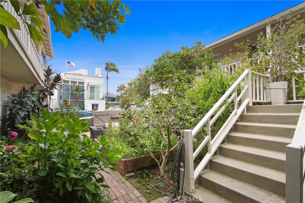 Peninsula (PI) - Residential Income