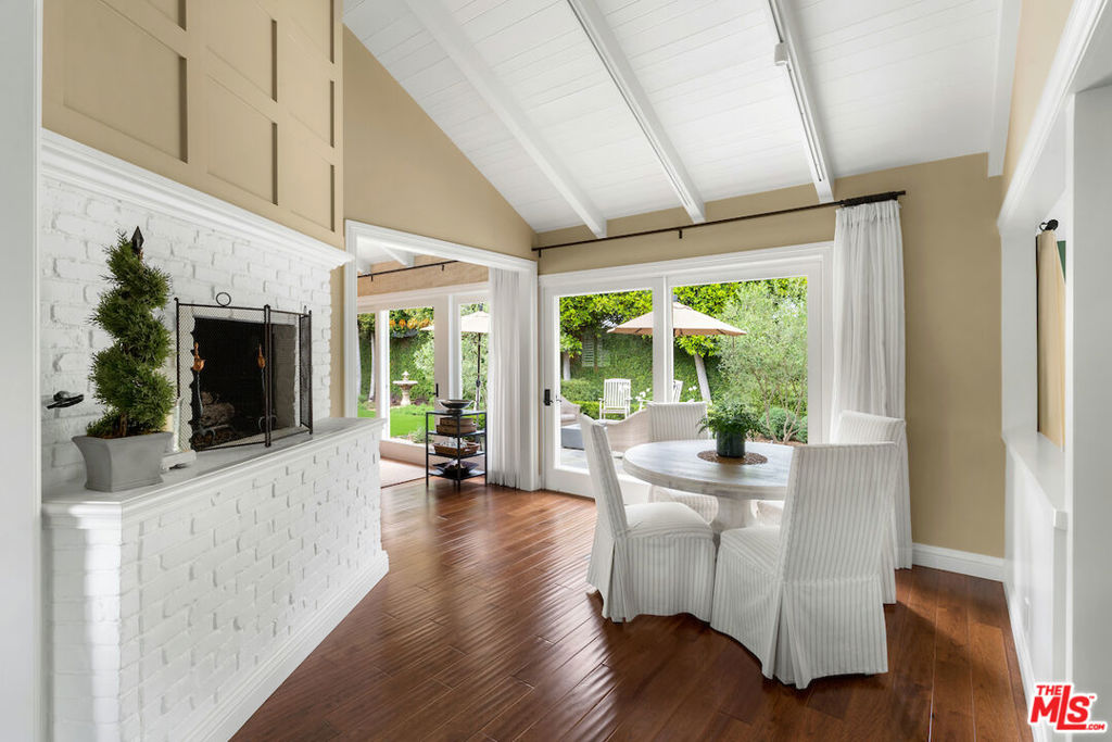 Huntington Palisades - Residential