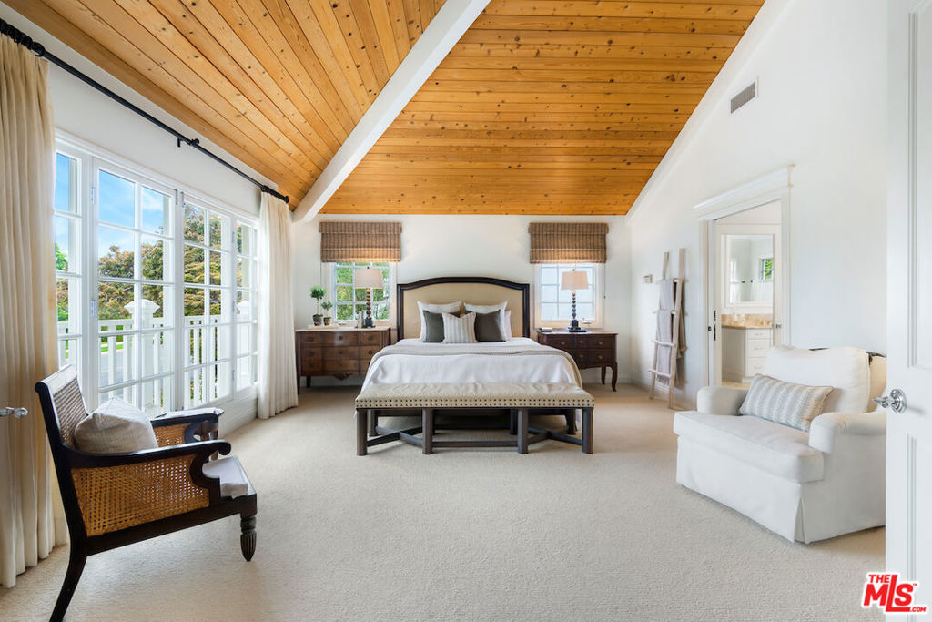 Huntington Palisades - Residential