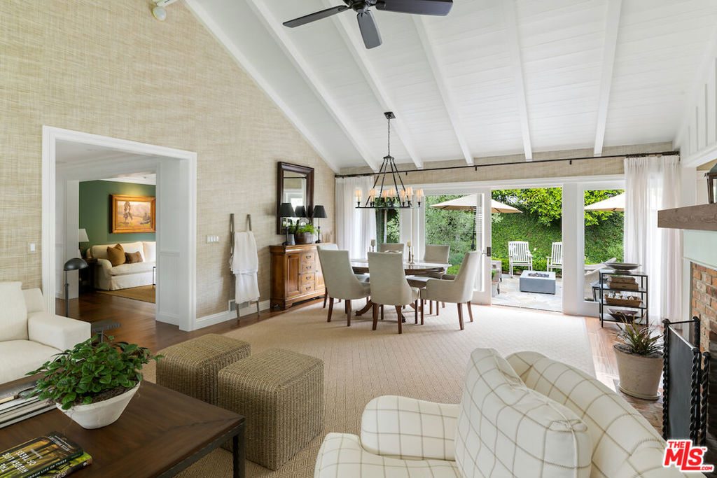 Huntington Palisades - Residential