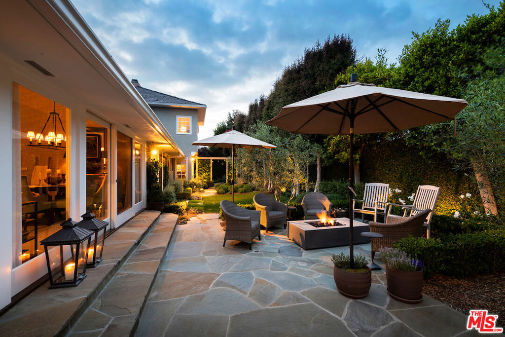 Huntington Palisades - Residential