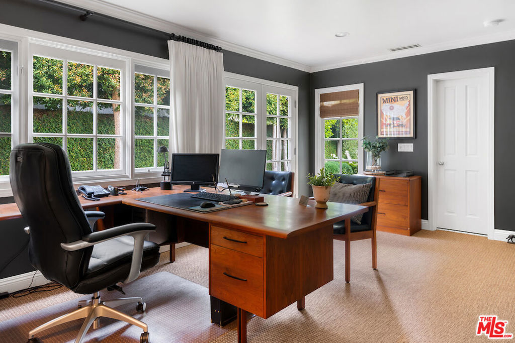 Huntington Palisades - Residential