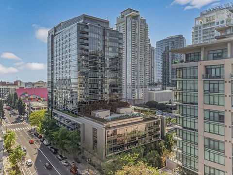 Photo of 1155 S Grand Avenue #1707, Los Angeles, CA 90015 (MLS # SR26119583)