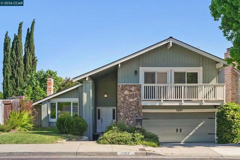 Photo of 1357 Sussex Way, Concord, CA 94521 (MLS # 41134122)