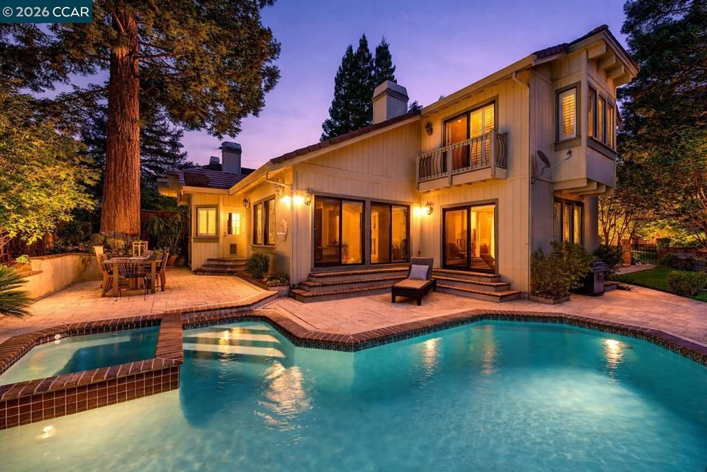 Photo of 951 Redwood Dr Dr, Danville, CA 94506 (MLS # 41127982)