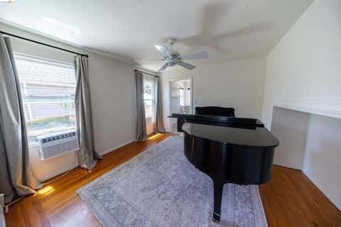 Tiny photo for 3419 65Th Ave AVE, Oakland, CA 94605 (MLS # 41137309)