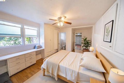 Tiny photo for 3419 65Th Ave AVE, Oakland, CA 94605 (MLS # 41137309)