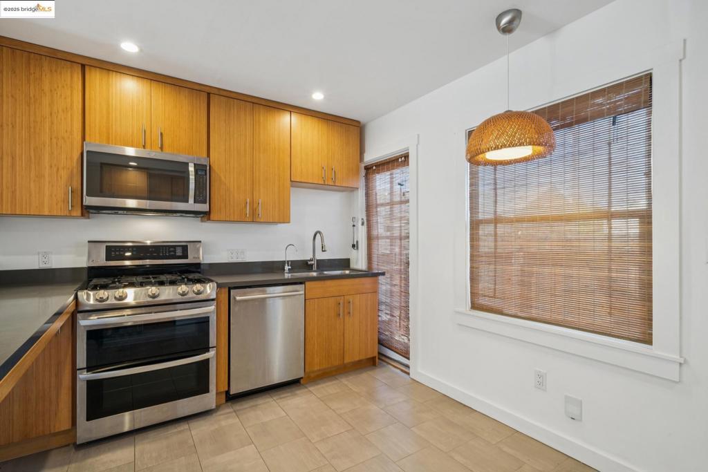 ATCHISON VILLAGE - Residential