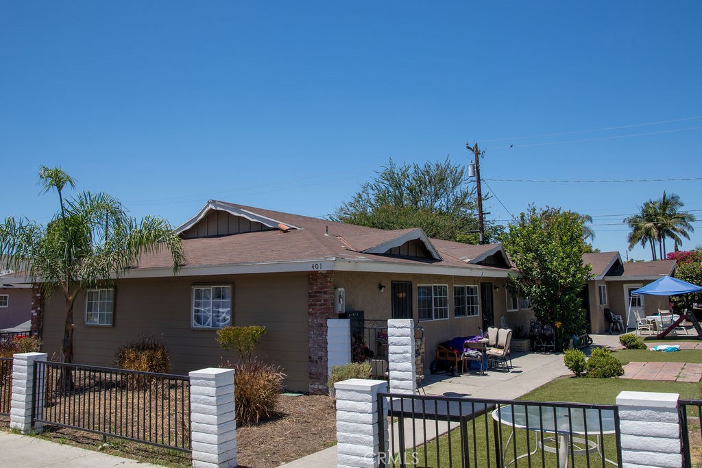 Very clean single story 4-plex near major Anaheim employer, Disneyland
All units still have 20% rental upside with an upcoming 8% annual increase pending
4.2% Current CAP rate; 5.3% Market CAP rate
All 4 units have durable granite counters in the kitchen and tile flooring
All long term tenants
On site laundry for extra income (owned units); Laundry income has not been included in gross income
Front was re-landscaped and new siding installed only 2 years ago