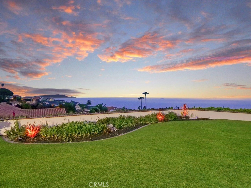 30353 Avenida De Calma