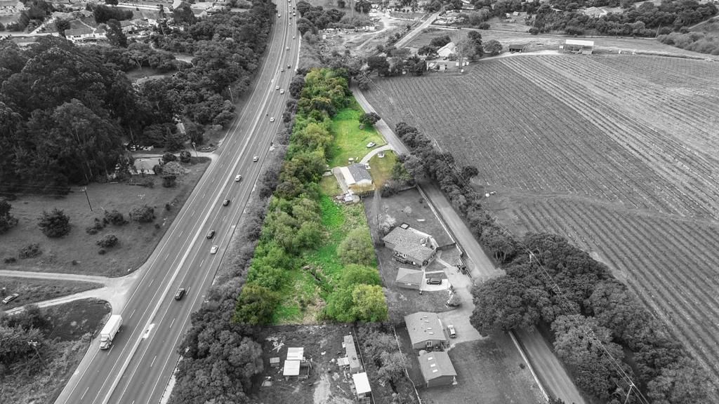 Photo of 9345 Prunedale South Road, Salinas, CA 93907 (MLS # ML82031435)