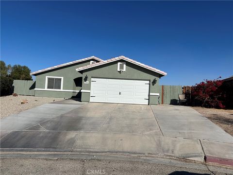 Photo of 784 Michelle Street, Blythe, CA 92225 (MLS # TR25192170) Photo of 784 Michelle Street, Blythe, CA 92225 (MLS # TR25192170)