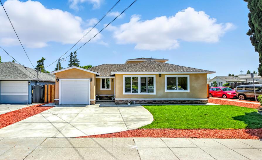 552 Borregas Avenue