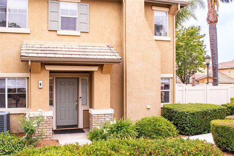33634 Emerson B Temecula CA 92592