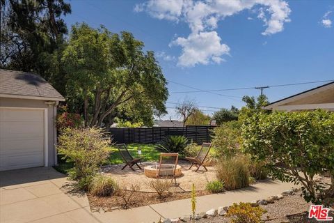 Tiny photo for 1770 Coolidge Avenue, Altadena, CA 91001 (MLS # 26861897)