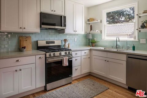Tiny photo for 1770 Coolidge Avenue, Altadena, CA 91001 (MLS # 26861897)