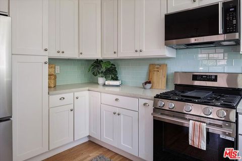 Tiny photo for 1770 Coolidge Avenue, Altadena, CA 91001 (MLS # 26861897)