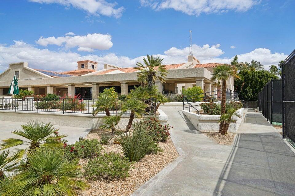 Desert Falls C.C. - Residential