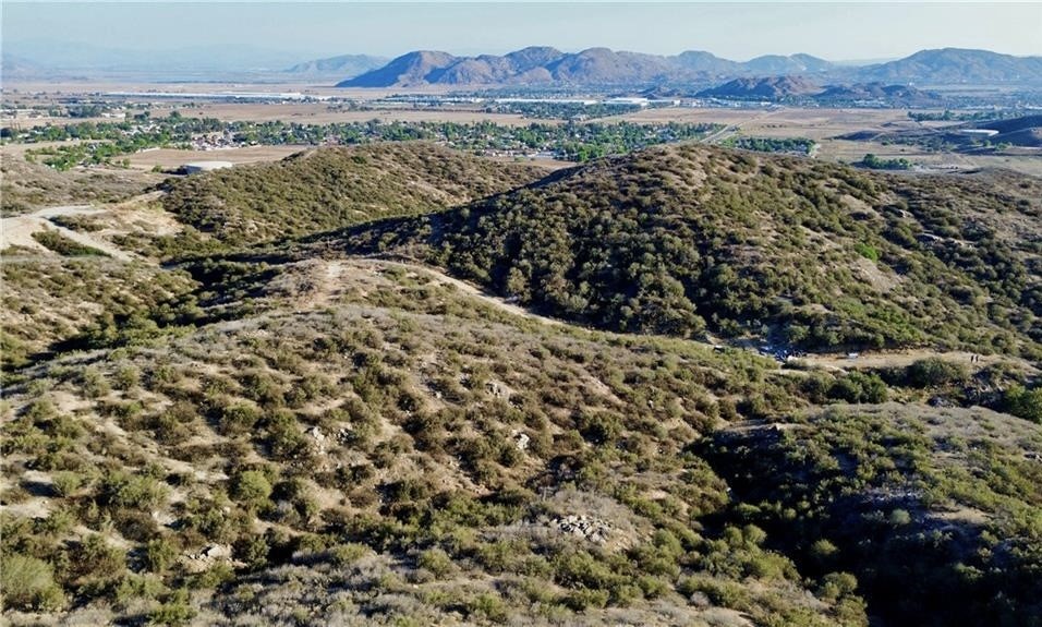 Properties 1 27920 VISTA SUELTO Road