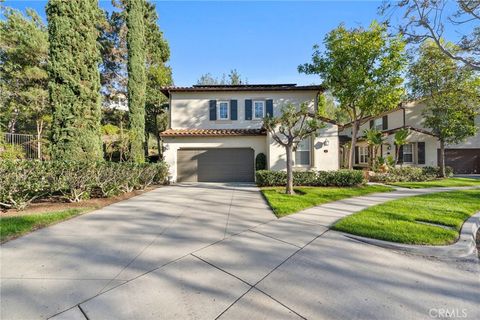 Photo of 10 BOWER TREE, Irvine, CA 92603 (MLS # NP25267617)