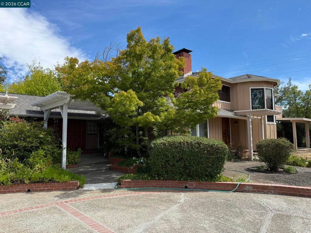 3611 Vista Charonoaks