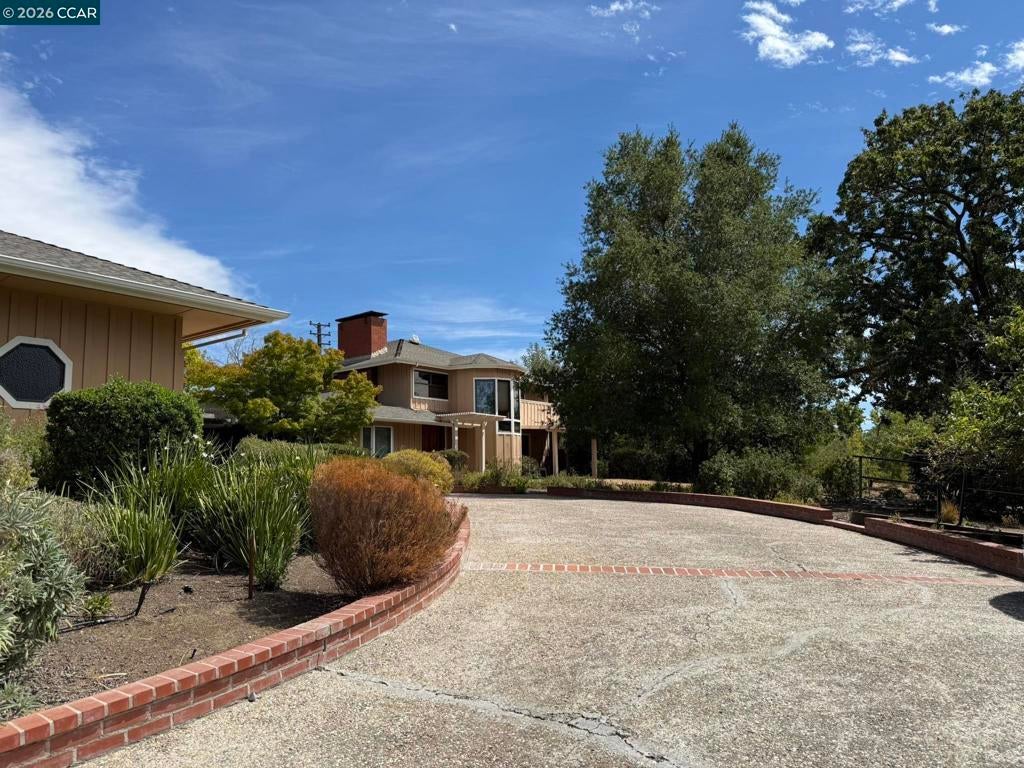 3611 Vista Charonoaks