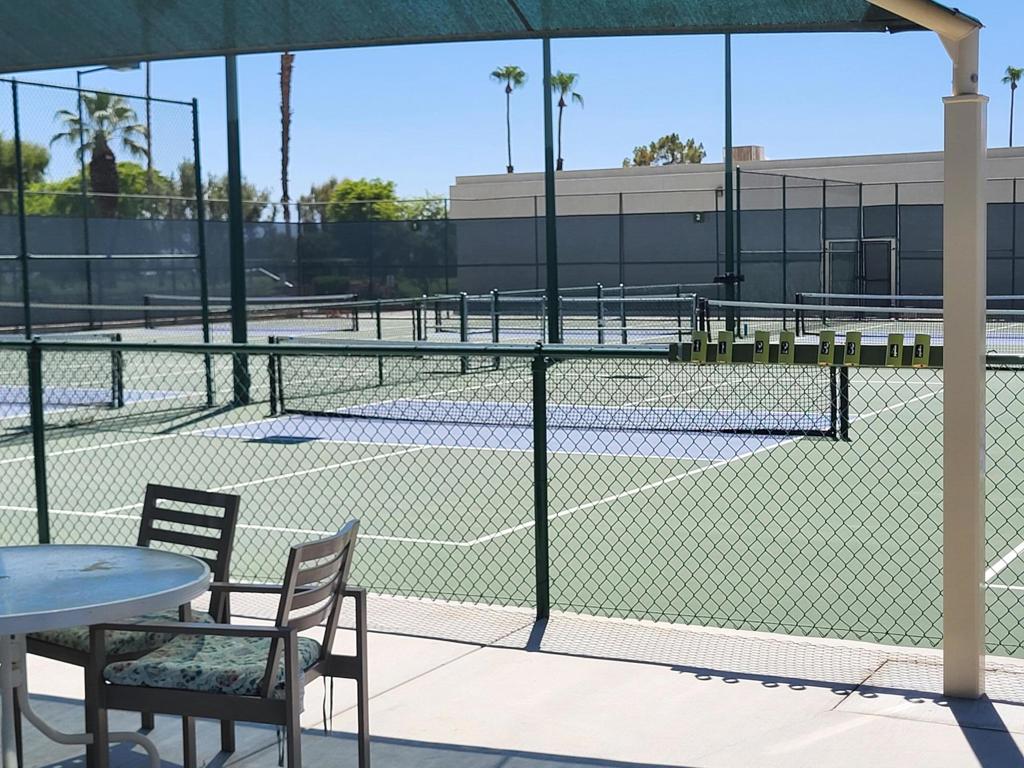 Palm Desert Greens - Manufactured In Park