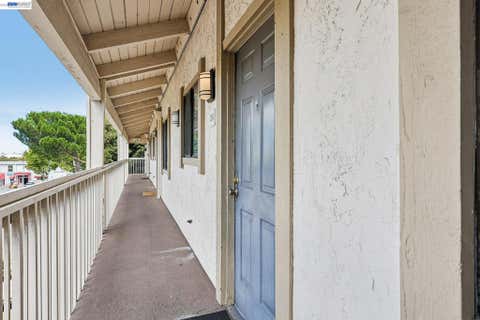 Photo of 1790 Ellis St ST #34, Concord, CA 94520 (MLS # 41145524)