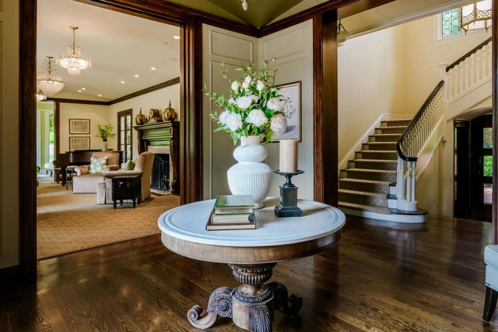 Photo of 721 Edgewood Road, San Mateo, CA 94402 (MLS # ML82038815)