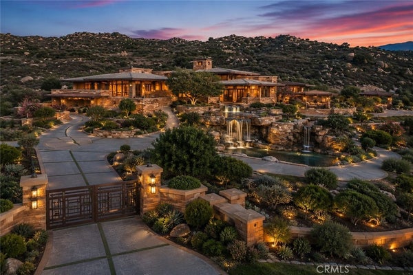 HACIENDA DR, MURRIETA, CA 92562 - Image c8eb7a0a9ac2e39f2f472ccb9a6f70a8/4218876097