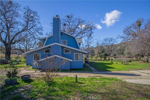 4555 Las Pilitas Road Santa Margarita CA 93453