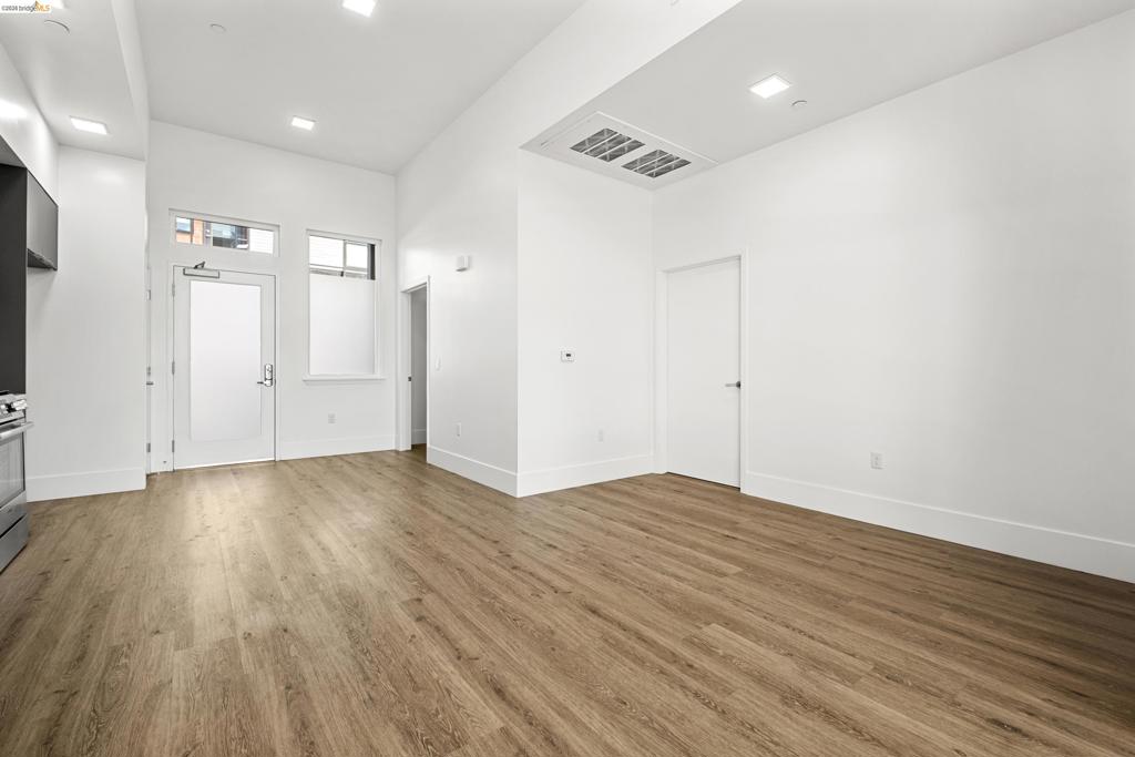1545 32nd Street 210