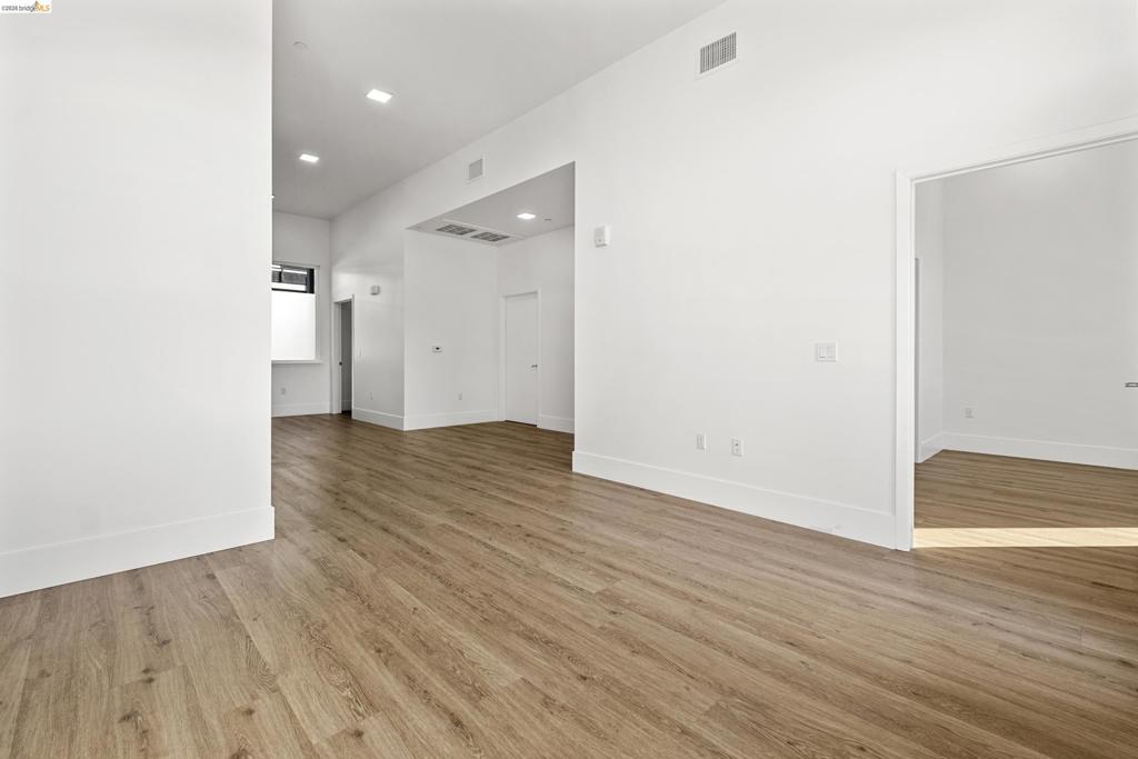 1545 32nd Street 210