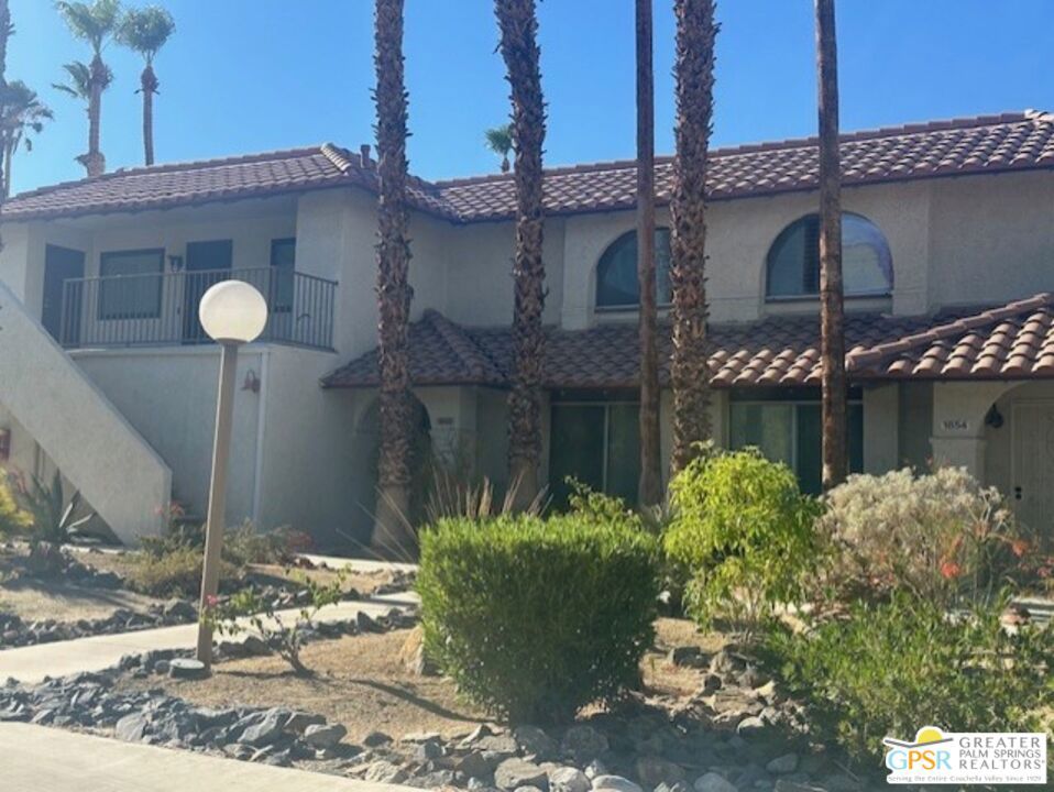 1852 N Mira Loma Way