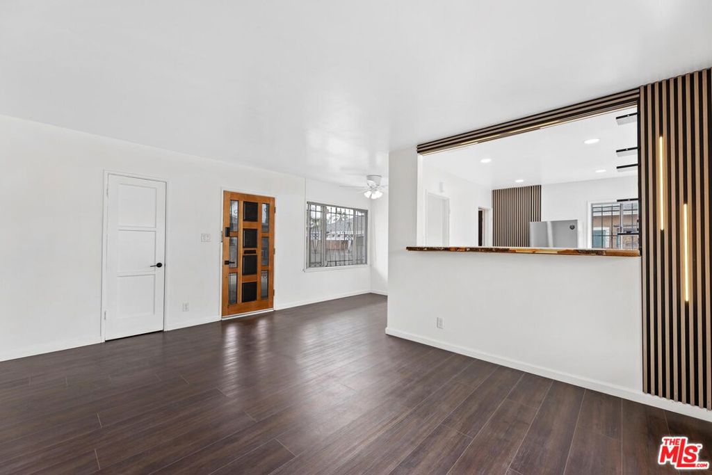 13063 Louvre Street