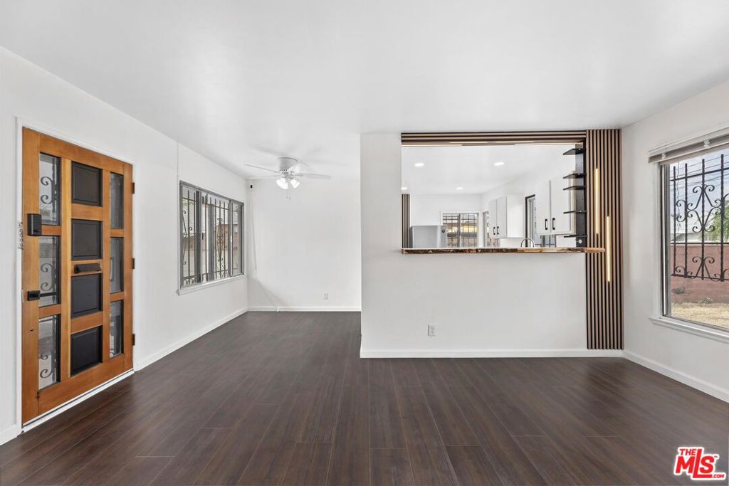 13063 Louvre Street