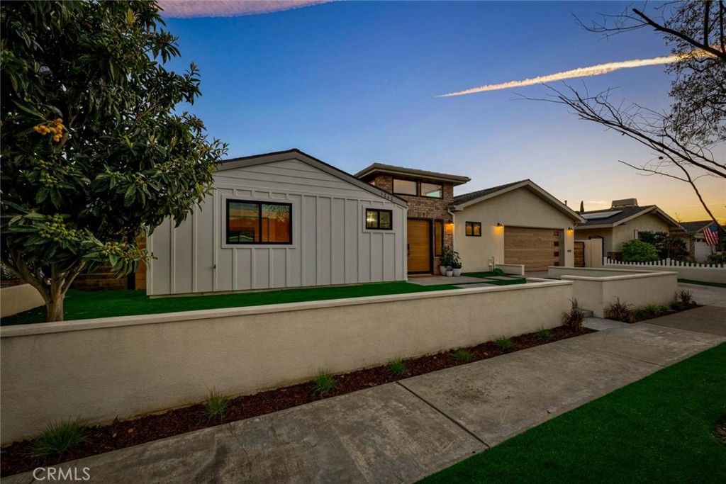 Photo of 3262 Ruth Elaine Dr, Rossmoor, CA 90720 (MLS # PW26044784)